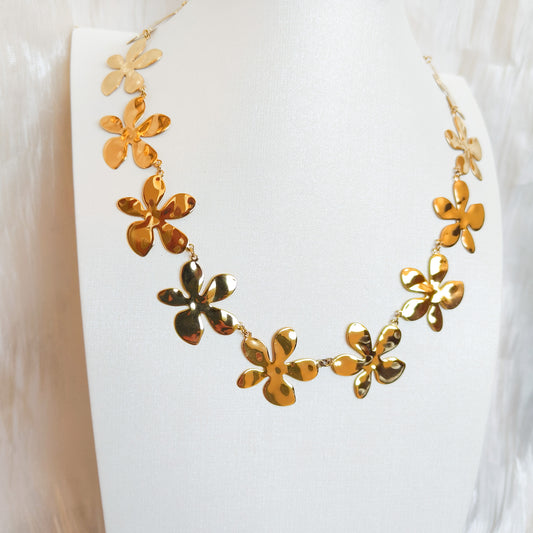 Collar Monaco Flor Dorado