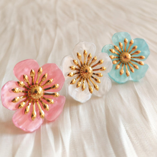 Anillo flor floreciendo adjustable